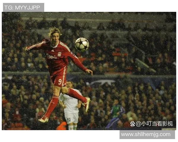 实况足球欧洲杯球星精选:顶级球员闪耀赛场,带你重温经典对决 实况足球欧洲杯球星精选:顶级球员闪耀赛场,带你重温经典对决