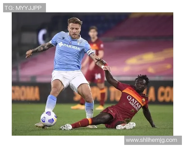 足球技巧巅峰对决 四大球星展现惊艳技术与独特风格